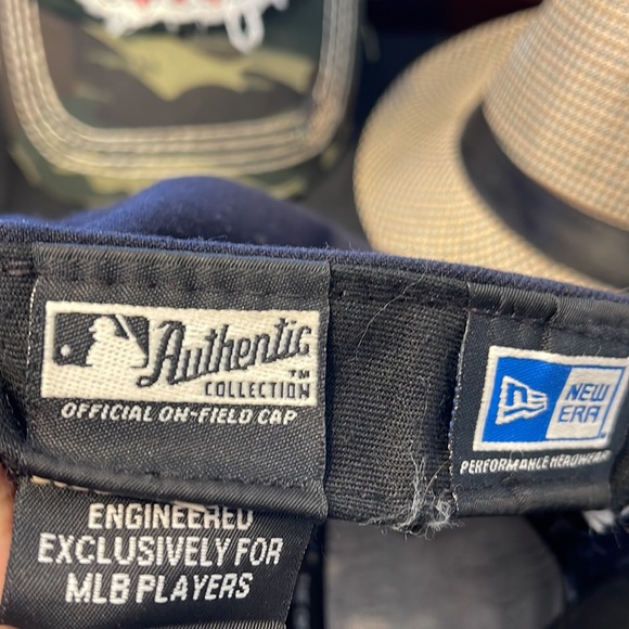 Man hat - Picture 5 of 5